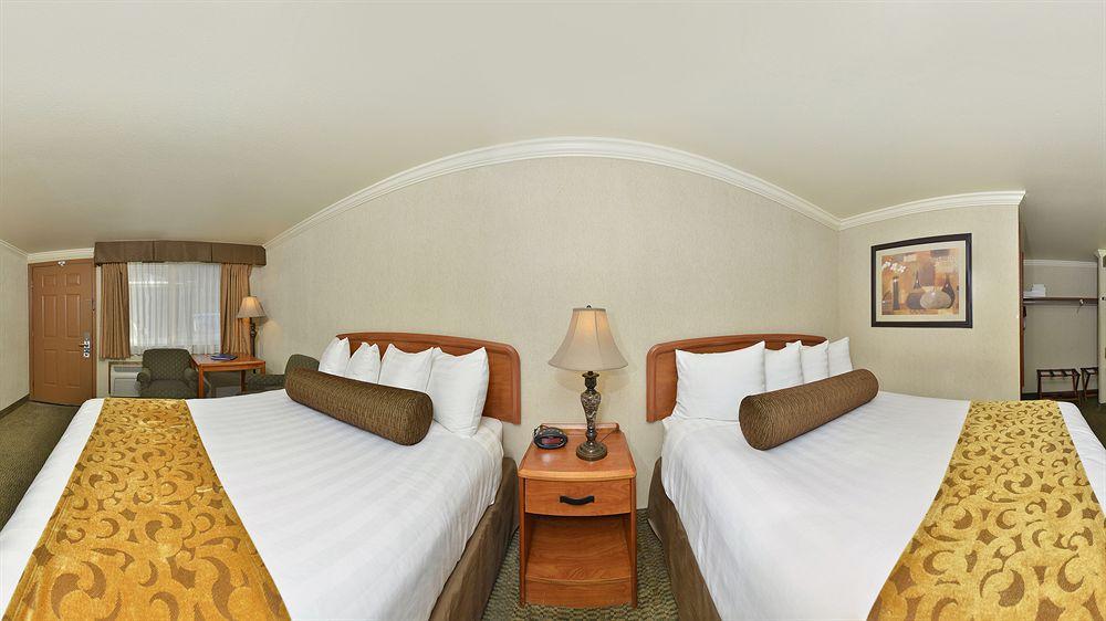 Best Western Holiday Hotel Coos Bay Esterno foto