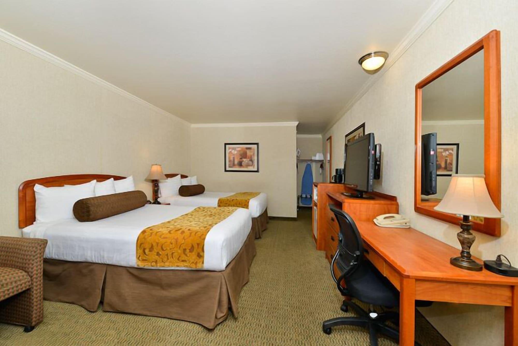 Best Western Holiday Hotel Coos Bay Esterno foto
