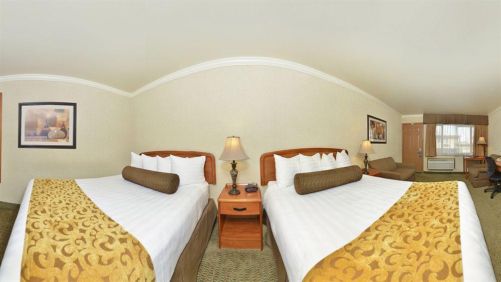 Best Western Holiday Hotel Coos Bay Esterno foto
