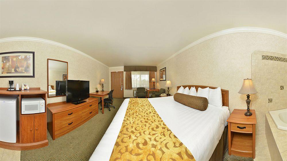 Best Western Holiday Hotel Coos Bay Esterno foto