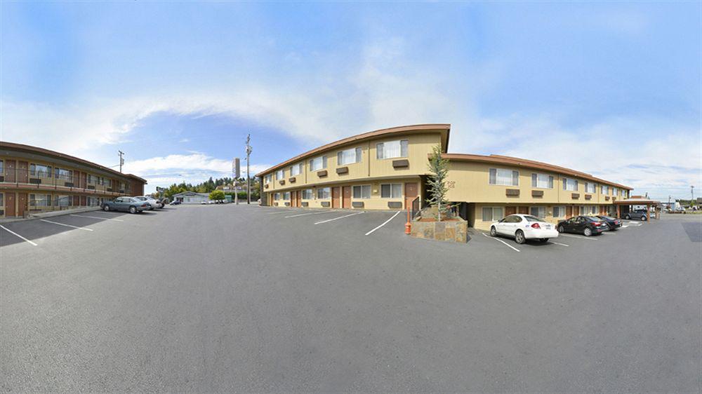 Best Western Holiday Hotel Coos Bay Esterno foto
